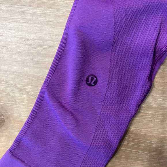 Lululemon Flow and Go Cropped Leggings Size 2 - Picture 5 of 6